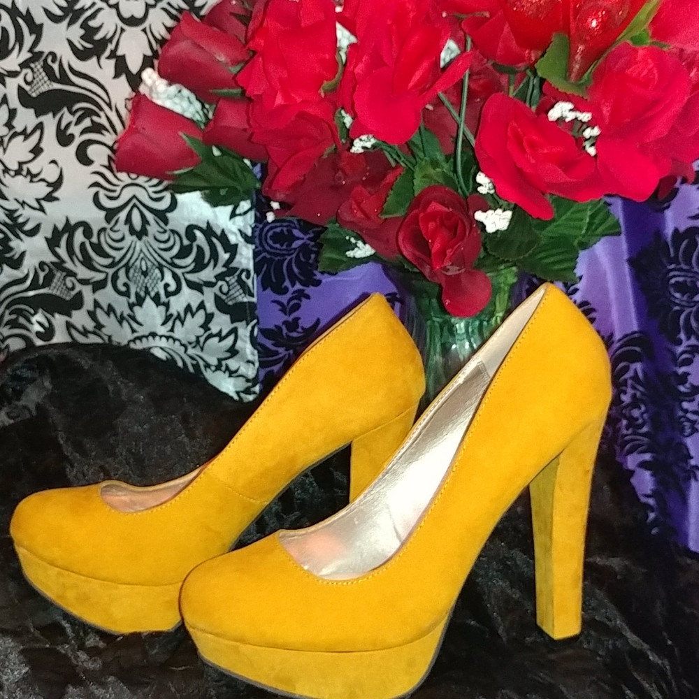Mustard colored heels